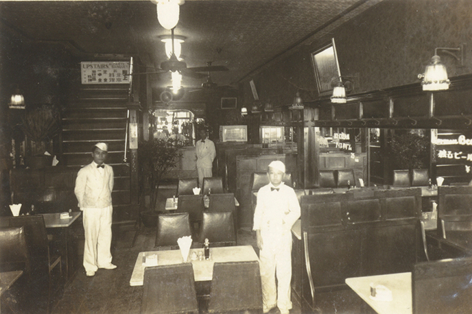 The-first-restaurant2